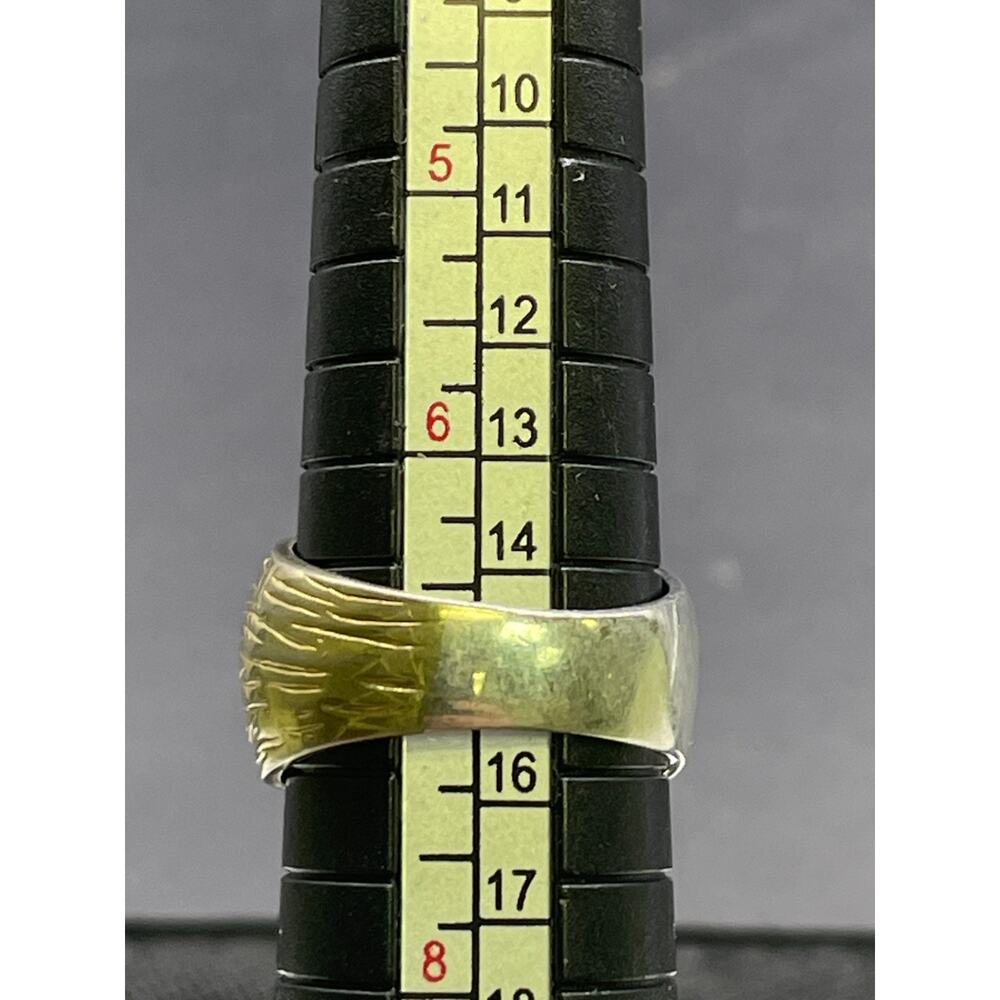 Vintage Milor Italy Signed Sterling Silver 925 Two Tone Dome Ring Size 7 - Picture 7 of 7